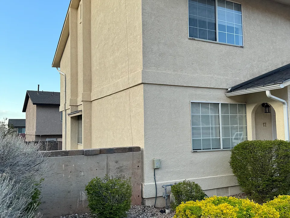 99 N 1850 W #12