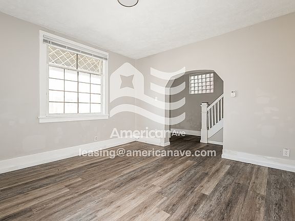 5-Living Room