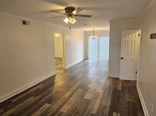 2713 Kingman St APT A, Metairie, LA 70006