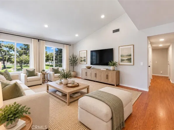 115 Greenfield, Irvine, CA 92614