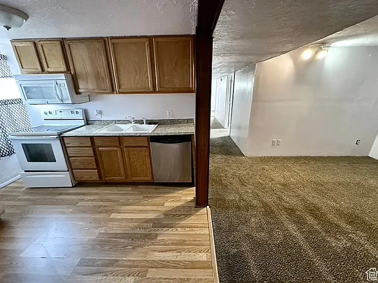411 Deseret Ave #BASEMENT — Photo 7