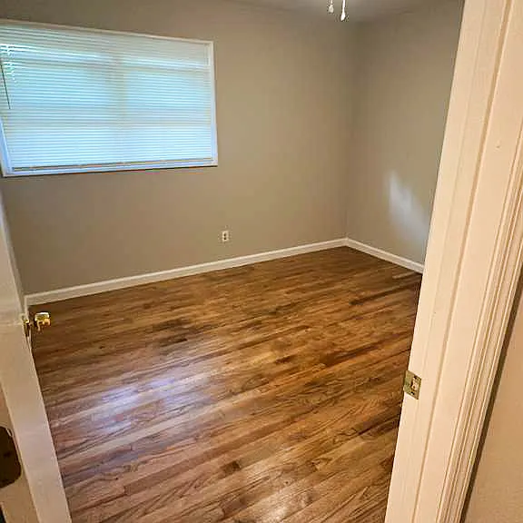 1737 Emerson Ave — Photo 6