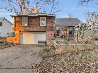 1210 W 29th Ct, Lawrence, KS 66046