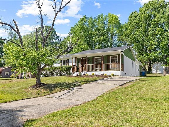 4th image of 1010 Wyldewood Rd