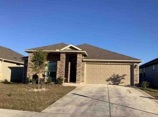 120 Krause Springs Dr, Hutto, TX 78634