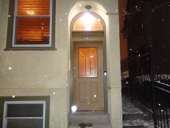 3rd image of 9122 S Longwood Dr APT 3