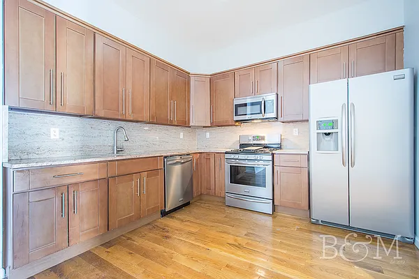 Rented by Brick&Mortar | media 6