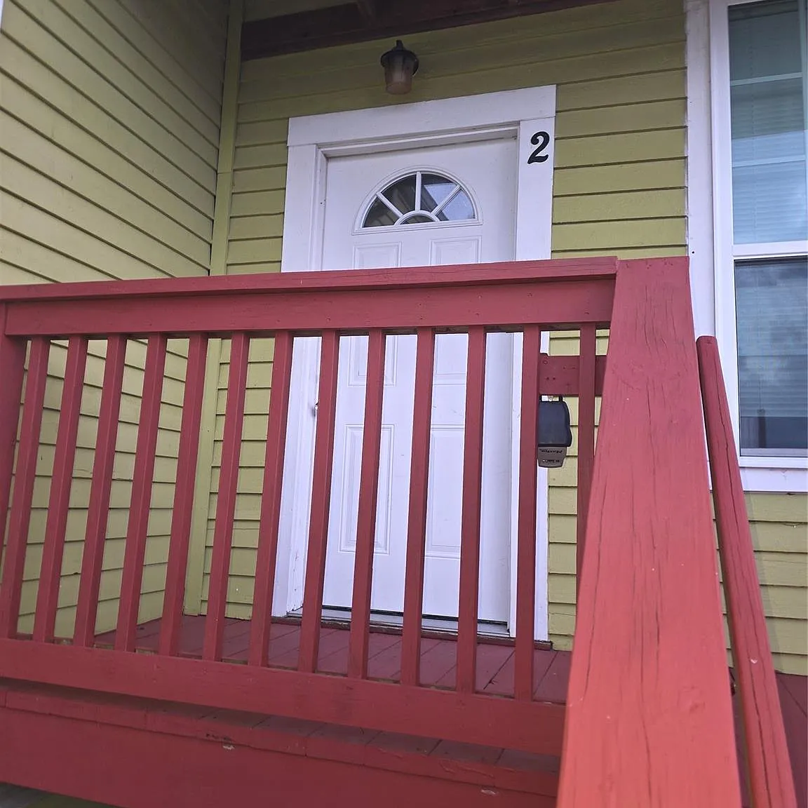 2 bed, 1.5 bath, 2886 sqft, $1,350 — Photo 1