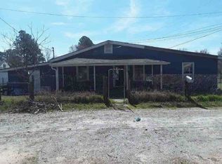 810 E Best St, Dunn, NC 28334