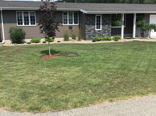 1019 Triangle Dr, Shell Rock, IA 50670