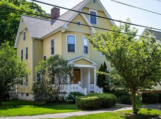 11 High St, Westfield, MA 01085