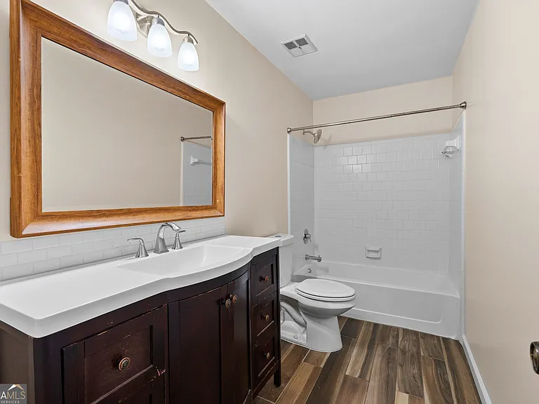 104 Jennings Yard — Photo 34