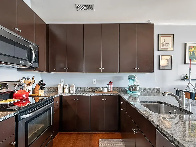915 N Patrick St #406 — Photo 4