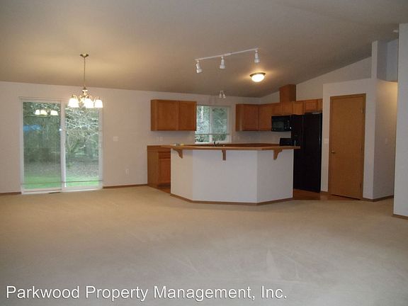 5th image of 12801 3rd Avenue Ct E
