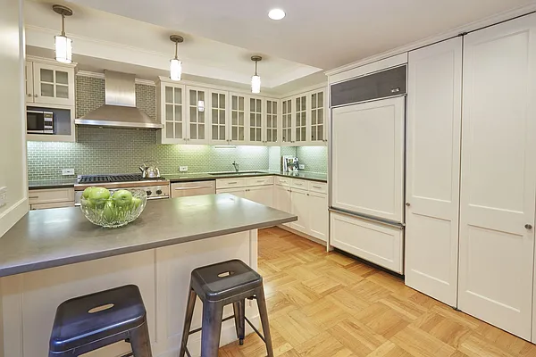 Sold by Compass | media 16