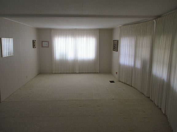 5th image of 536 Palo Verde Dr