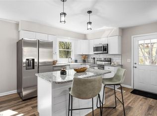 5109 P G Dr, Jonesville, NC 28642