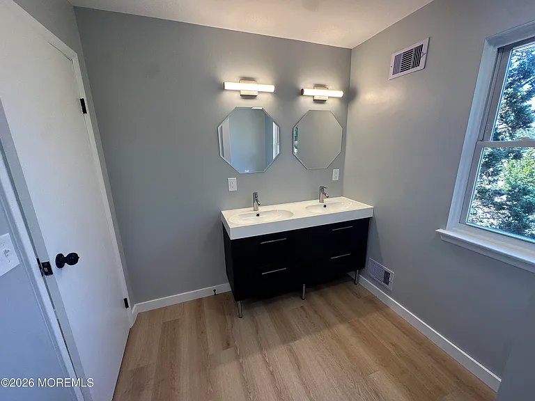 10 James Hollow Dr — Photo 18