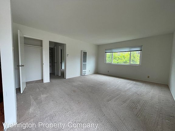 4th image of 5838 Birch Ct APT H