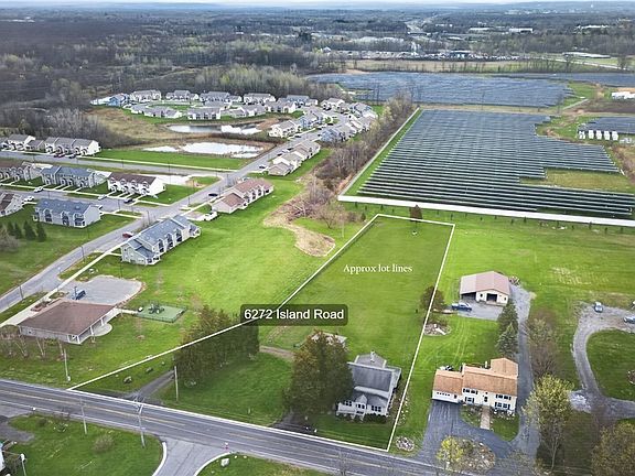 2nd image of 6272 Island Rd