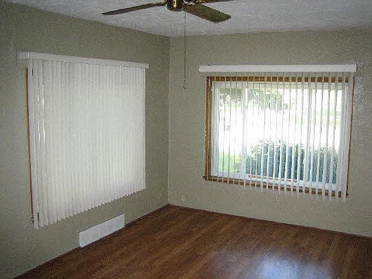 2nd image of 603 Grand Ave E