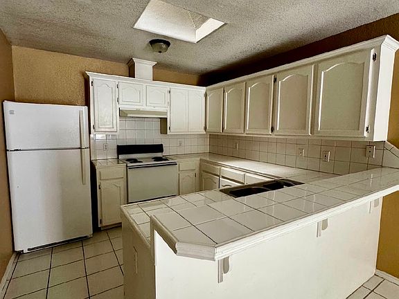 4th image of 2105 Kimberly Ln APT 4