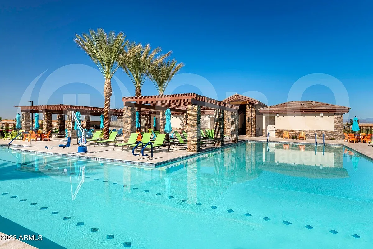 2 bed, 2.0 bath, 1459 sqft, $1,799 — Photo 2
