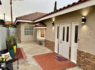 17912 Gridley Rd, Artesia, CA 90701