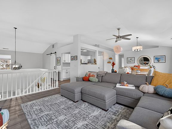 5th image of 3 Rose Hill Ct