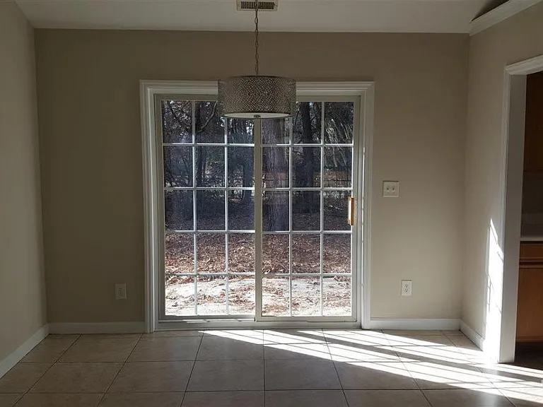 3204 Stedman Dr — Photo 7