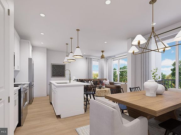 3rd image of 9540 Bastille St #511
