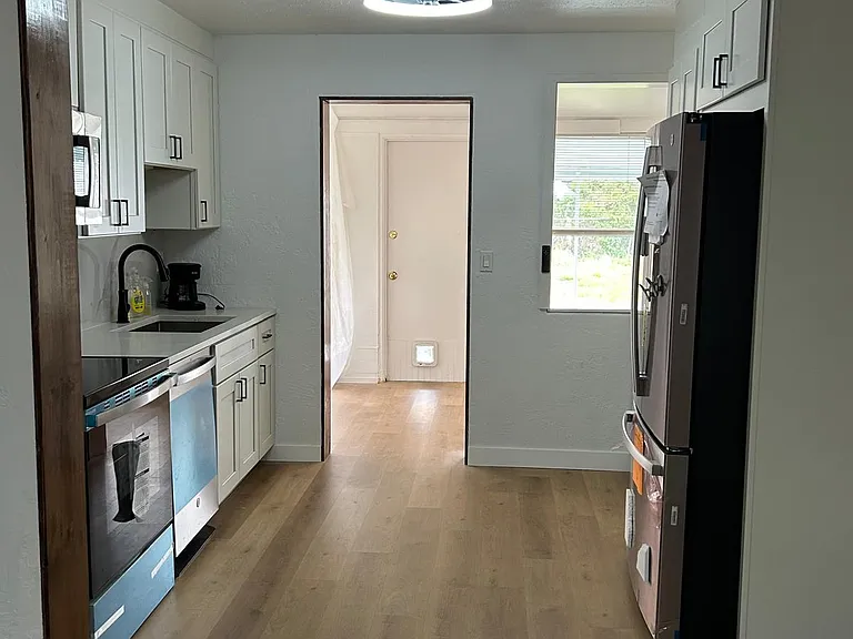 44 Alamanda Dr — Photo 3