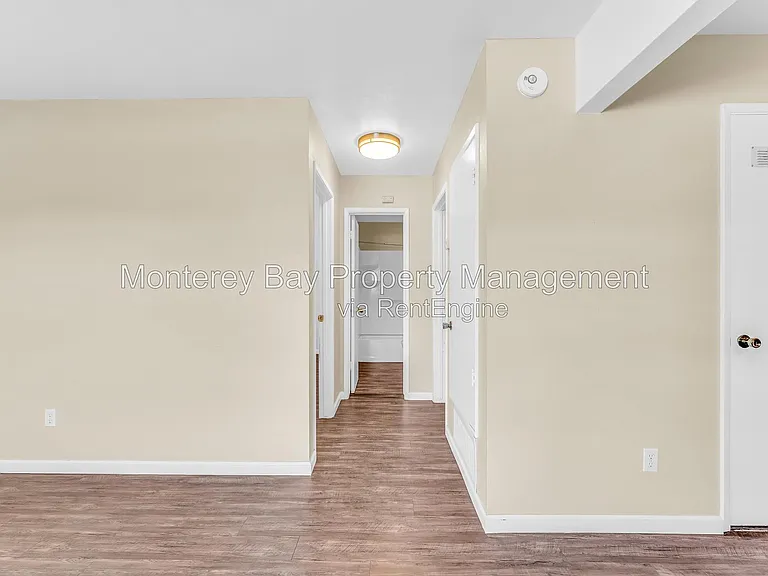 229 Hillcrest Ave #1-1-1 — Photo 17