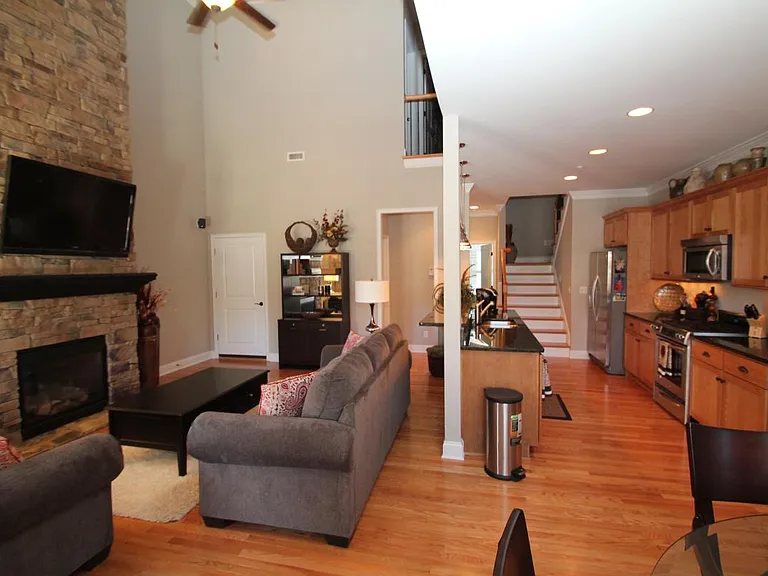 10 Edge Ct #10C — Photo 6