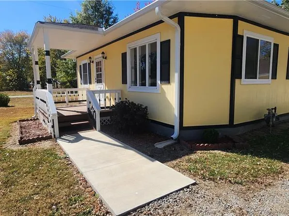 211 S Cherry St, Franklin, KS 66735