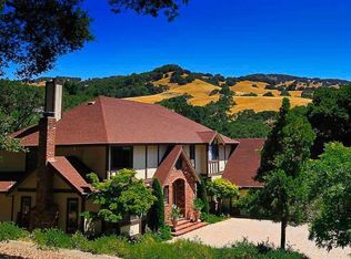 121 La Merida Ct, Novato, CA 94945