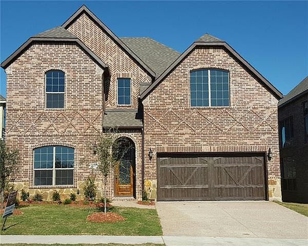 1st image of 225 Bentley Dr