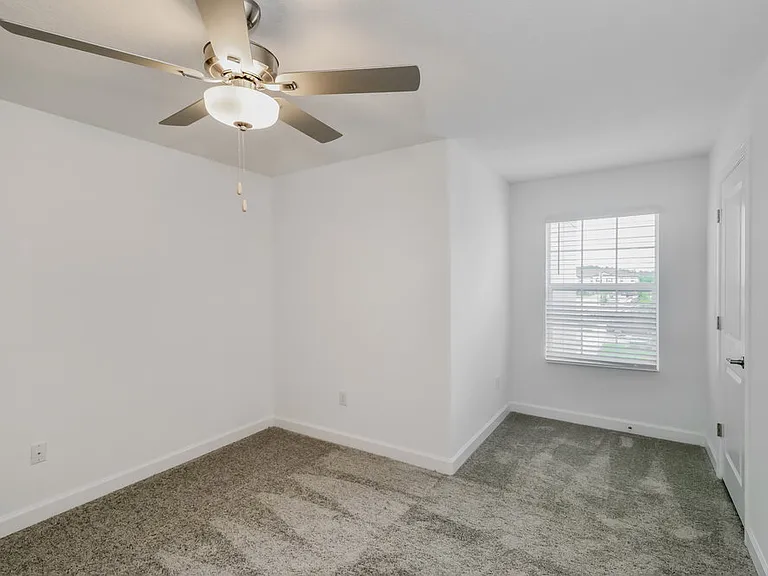 17492 Radiant Shine Way — Photo 14