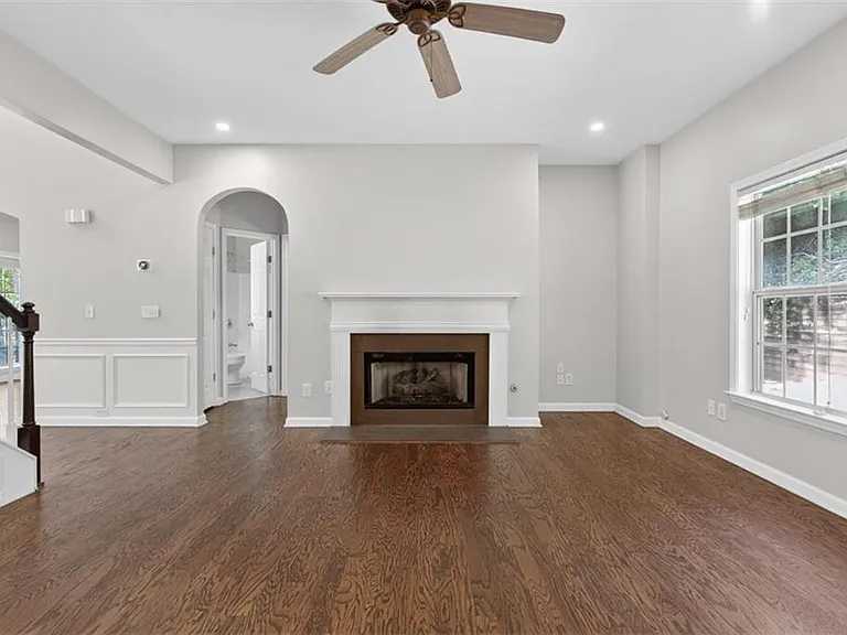 28 Stonehenge Ct — Photo 12