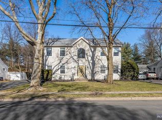 823 Arbor Rd, Paramus, NJ 07652