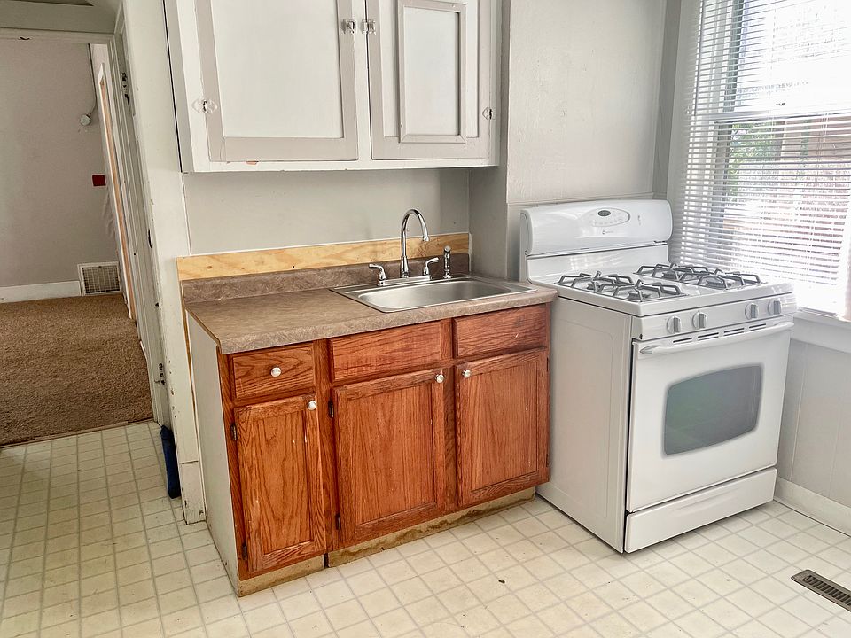 Main Level Kitchen