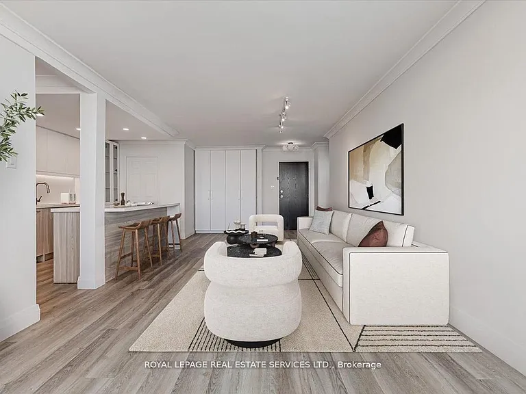 3000 Bathurst St #706 — Photo 4