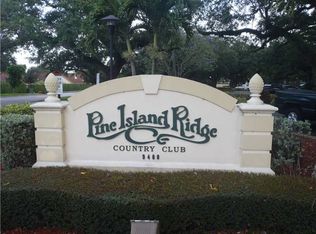 9108D SW 19th Pl, Davie, FL 33324