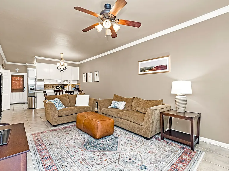 4188 Jefferson Woods Dr — Photo 3