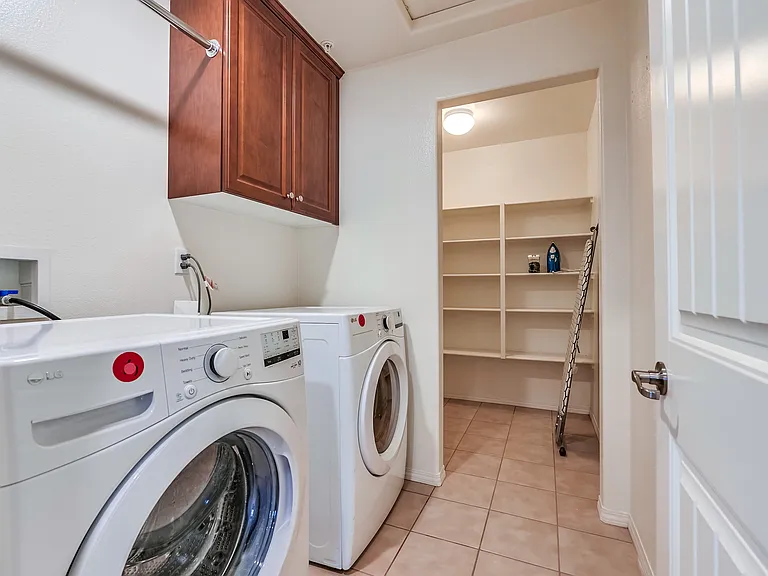 5611 Skimmer Dr — Photo 19