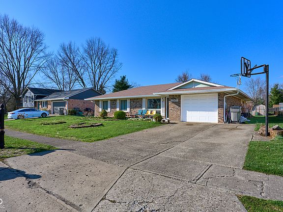 2nd image of 3620 Mistletoe Dr
