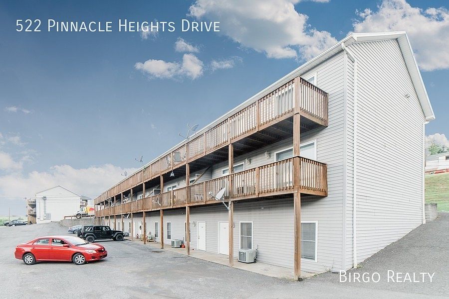 1st image of 522 Pinnacle Heights Dr
