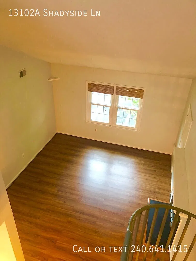 Cozy 2 Bedroom Loft Condo in Germantown! — Photo 3