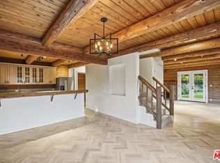 373 Loftyhill Dr, Malibu, CA 90265