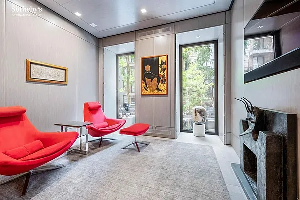 Sold by Sotheby's International Realty | media 12